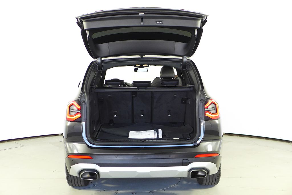 Thumbnail: 2022 BMW X3 - 10