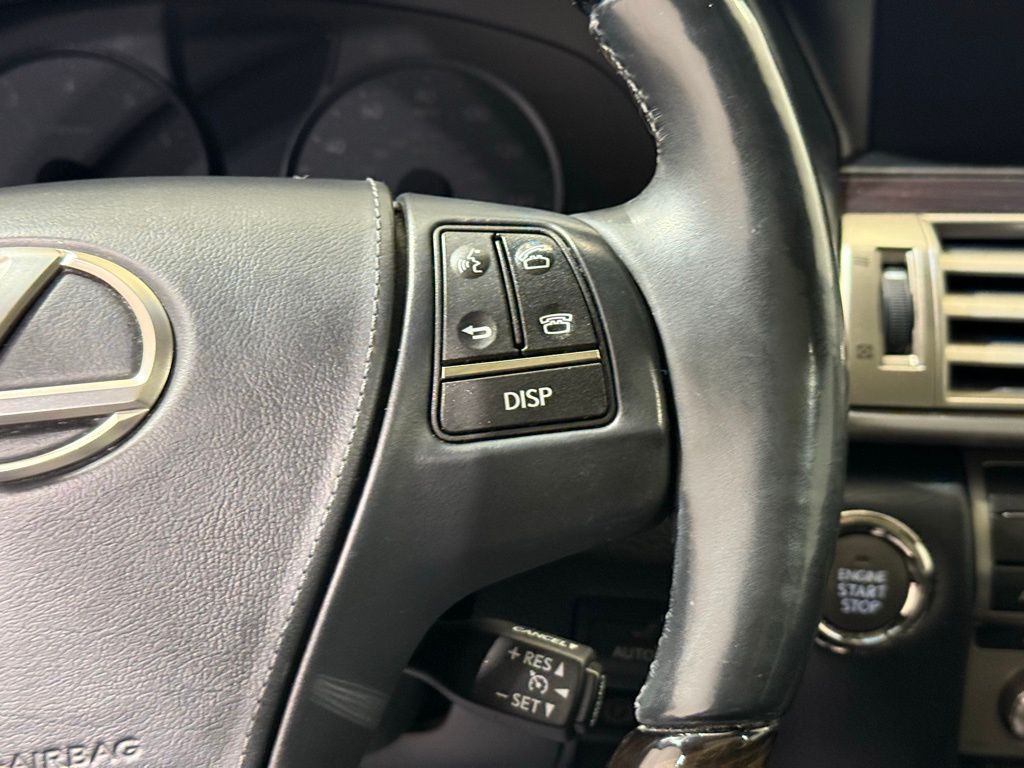 Thumbnail: 2014 Lexus LS - 25