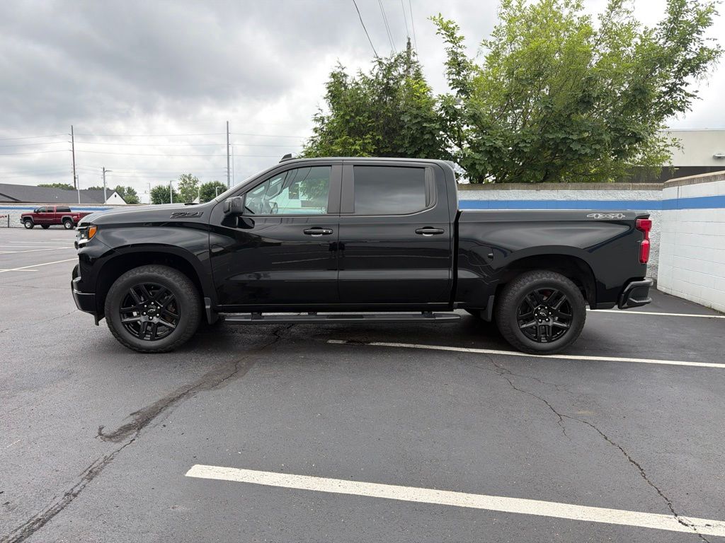 Thumbnail: 2024 Chevrolet Silverado 1500 - 2