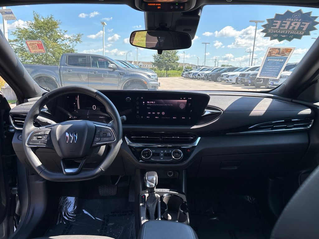 Used 2025 Buick Envista SUV