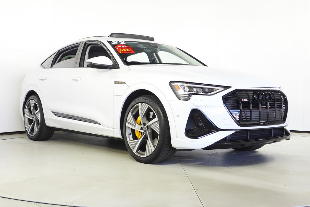 Thumbnail: 2022 Audi e-tron GT - 4
