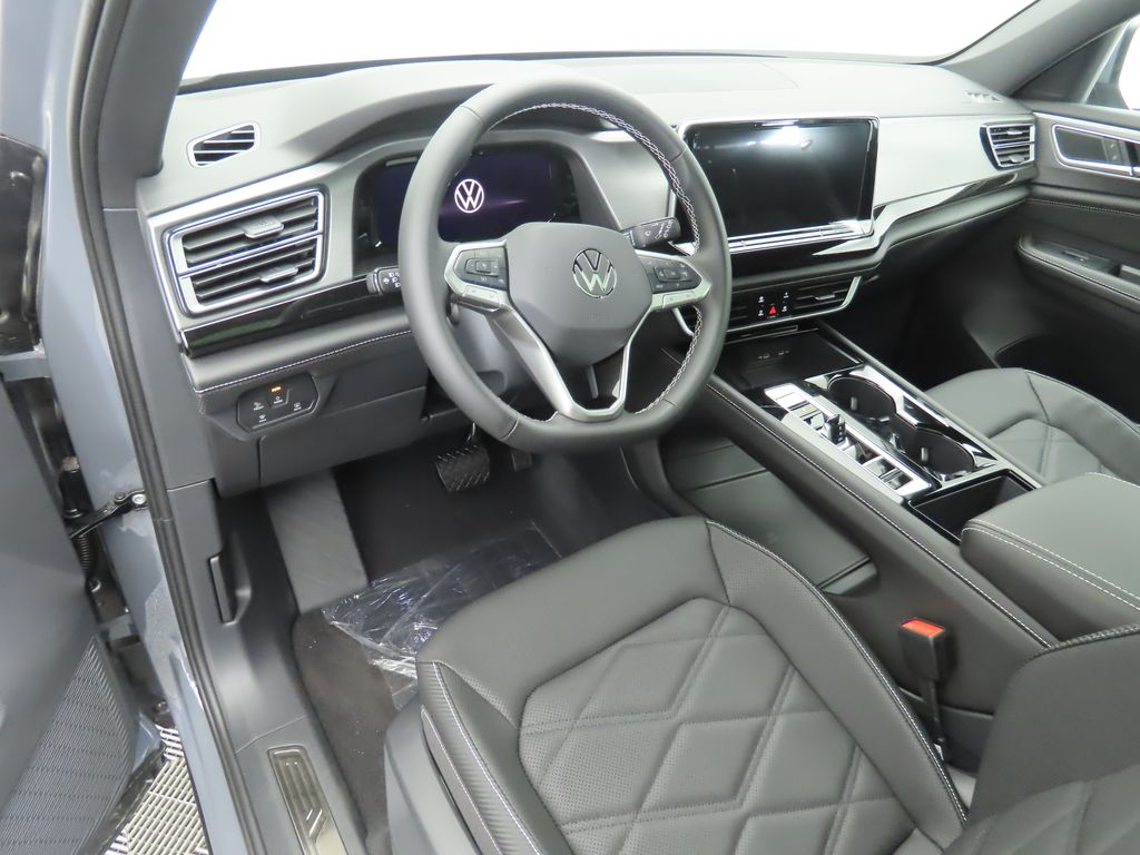 Thumbnail: 2026 Volkswagen Atlas - 9