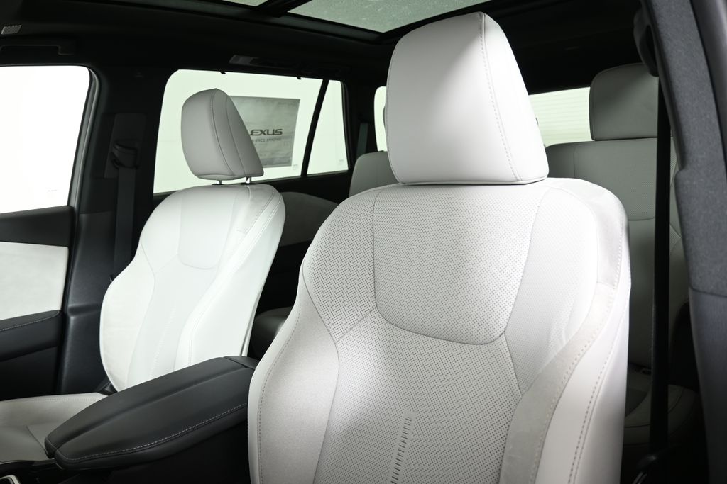 Thumbnail: 2026 Lexus TX - 15