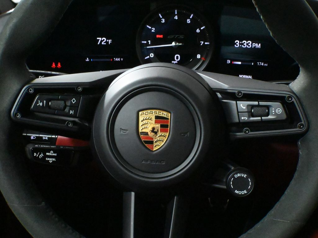 Thumbnail: 2022 Porsche 911 - 19