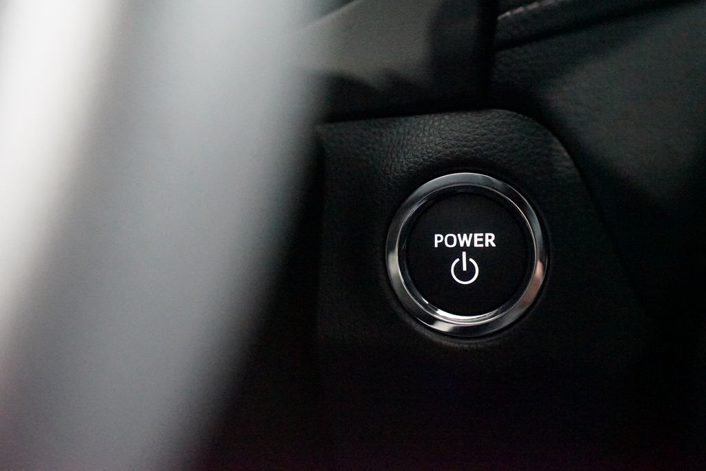 Thumbnail: 2025 Toyota RAV4 - 23