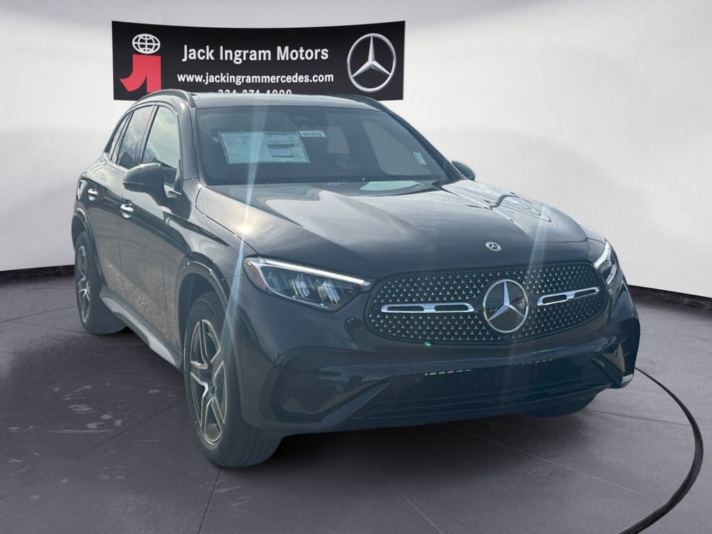 new 2026 Mercedes-Benz GLC car