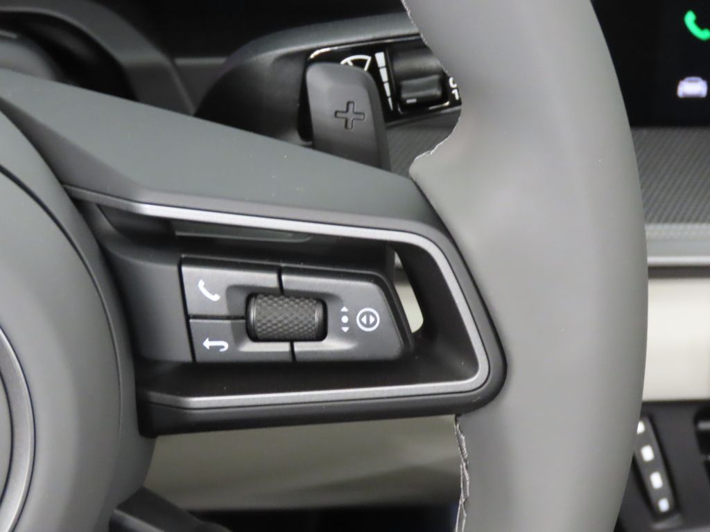 Thumbnail: 2026 Porsche 911 - 29