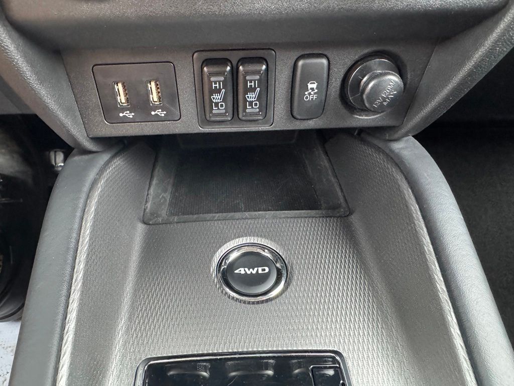 2025 Mitsubishi Outlander Sport 2.0 SE Silver at Auto Express Mitsubishi