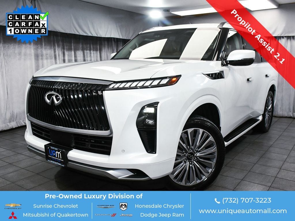 2025 INFINITI QX80 Sensory 4WD