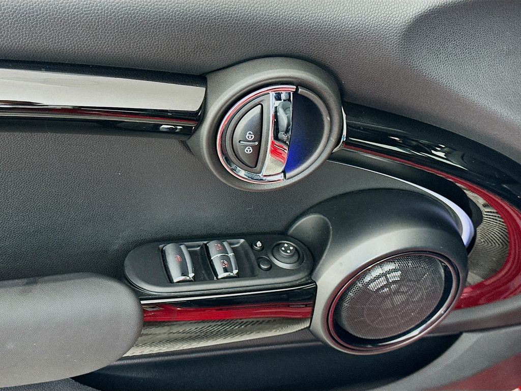 Thumbnail: 2023 MINI Cooper - 18