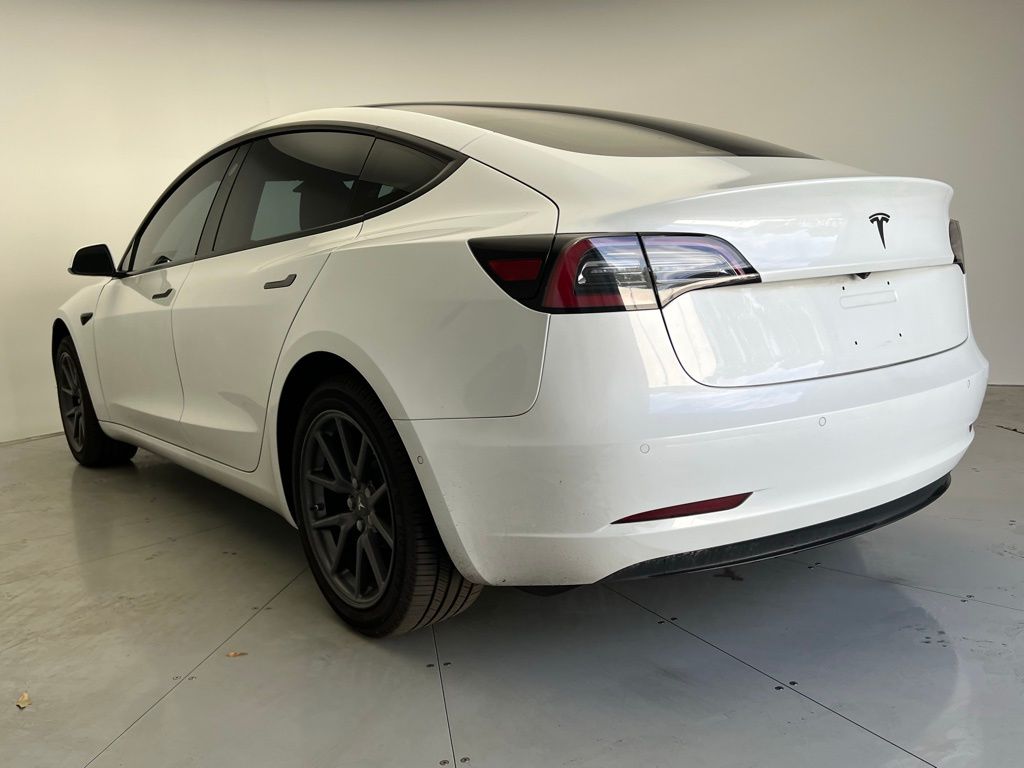 Thumbnail: 2018 Tesla Model 3 - 4