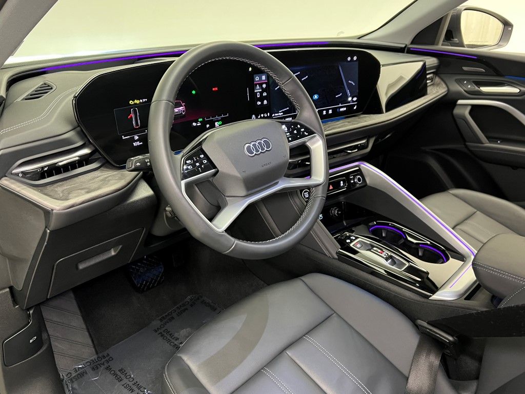 Thumbnail: 2025 Audi Q5 - 29