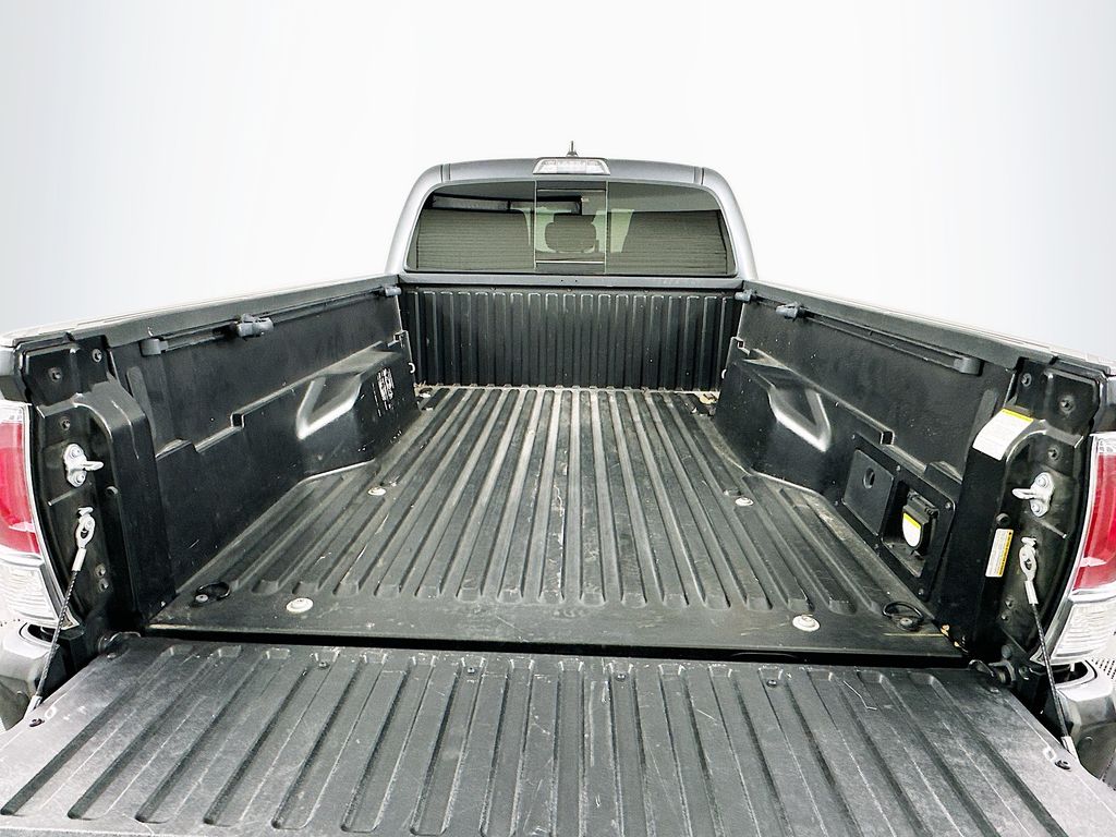 Thumbnail: 2023 Toyota Tacoma - 25