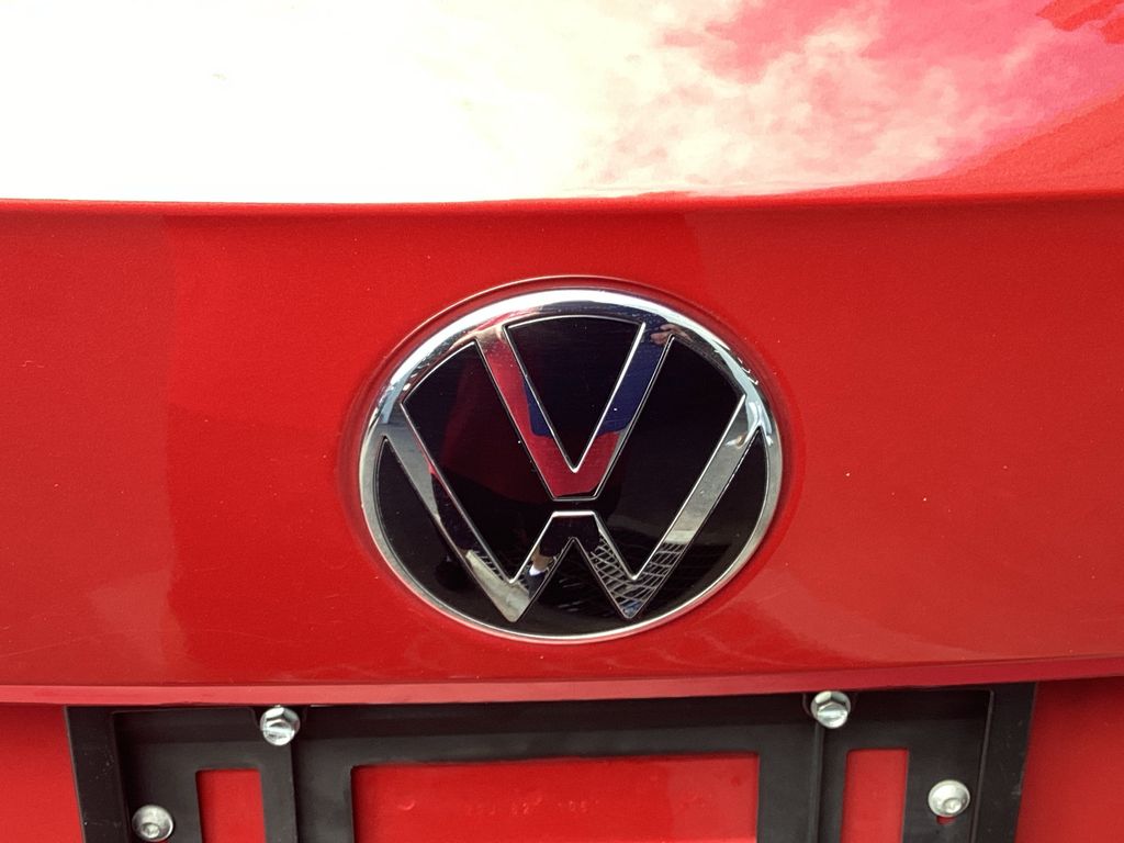 Used 2022 Volkswagen Taos SUV