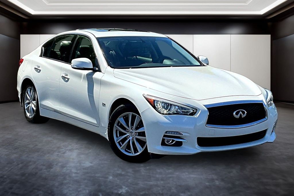 Majestic White 2016 INFINITI Q50 Sedan All-Wheel Drive 7-Speed Automatic