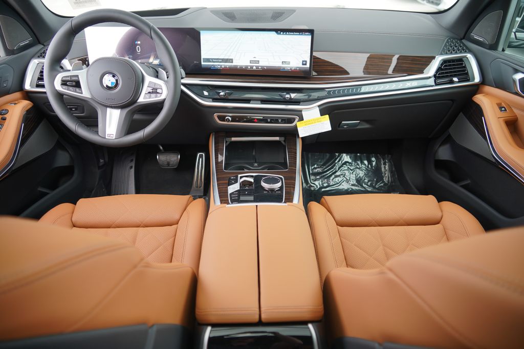 Thumbnail: 2026 BMW X5 - 12