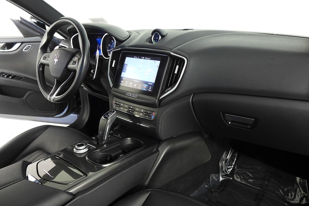 Thumbnail: 2020 Maserati Ghibli - 13