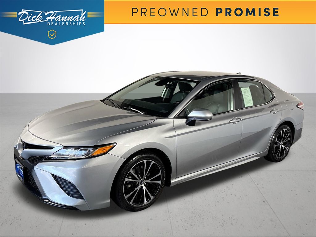Camry SE