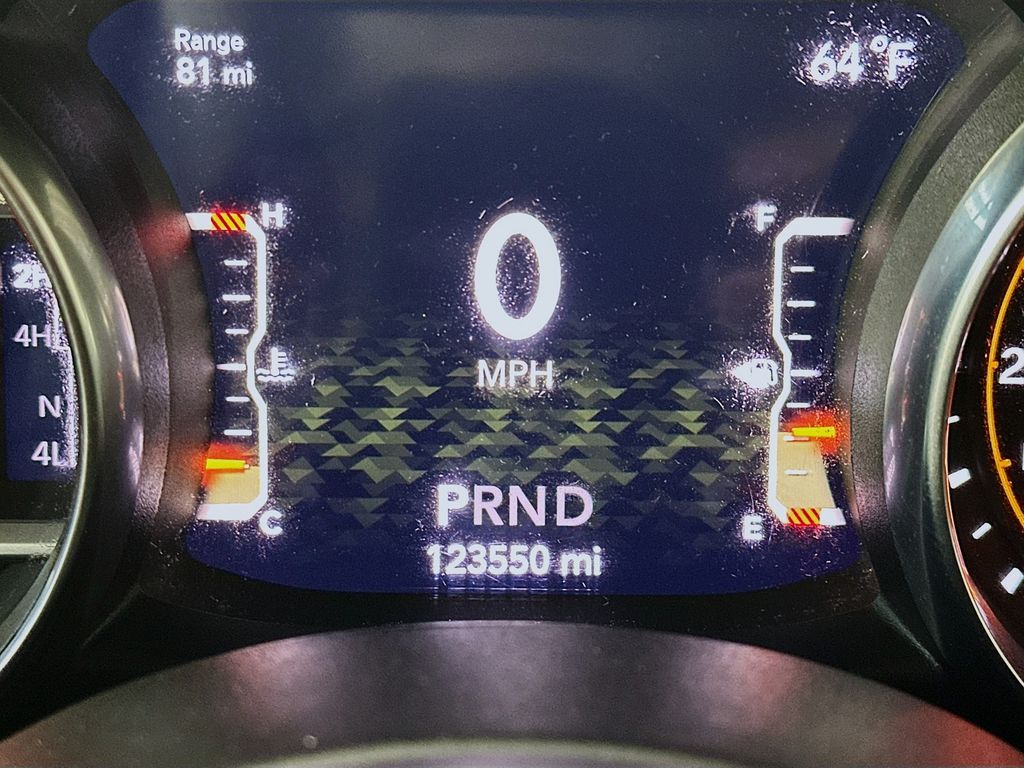 Used 2019 Green Jeep Unlimited Sport S image 15