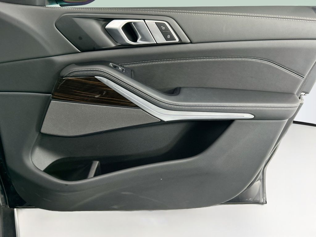 Thumbnail: 2024 BMW X5 - 24