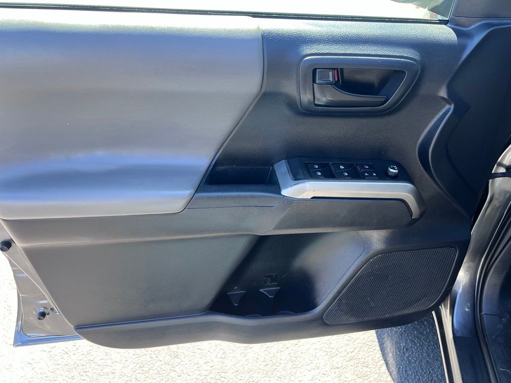 Used 2018 Toyota Tacoma Truck