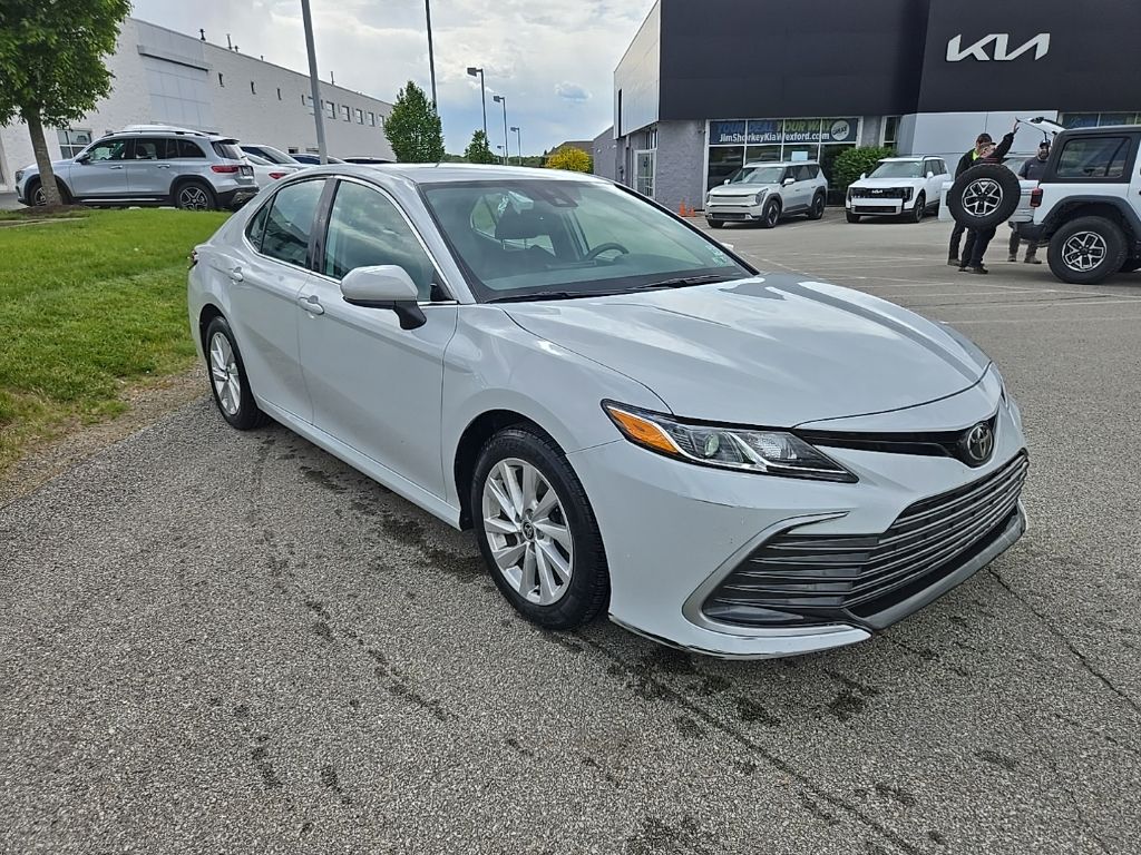 Ice Edge 2023 Toyota Camry Sedan Front-Wheel Drive 8-Speed Automatic