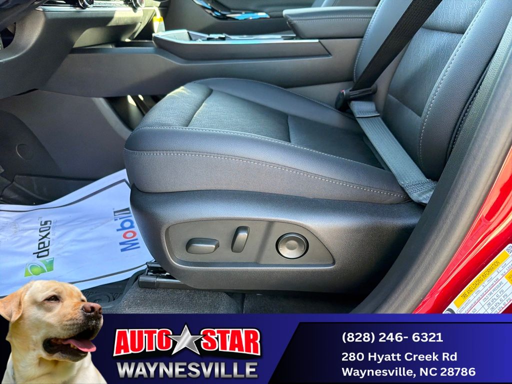 new 2026 Chevrolet Equinox car, priced at $34,690