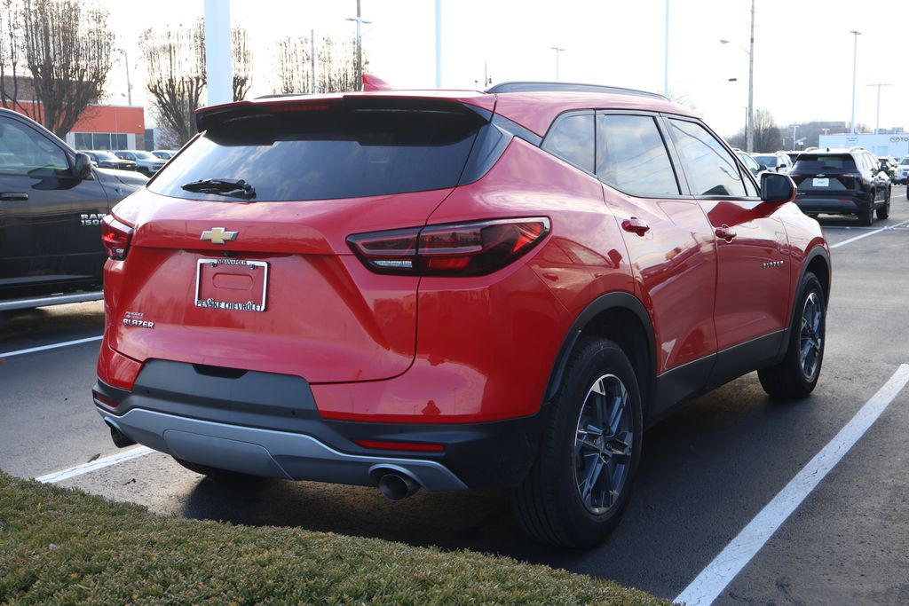 Thumbnail: 2023 Chevrolet Blazer - 7