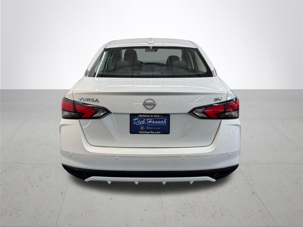 2024 Nissan Versa 1.6 SV