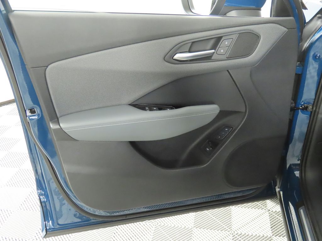 Thumbnail: 2026 Audi Q3 - 27