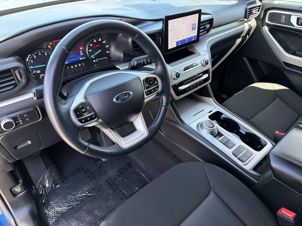 Used 2022 Ford Explorer XLT 4D Sport Utility