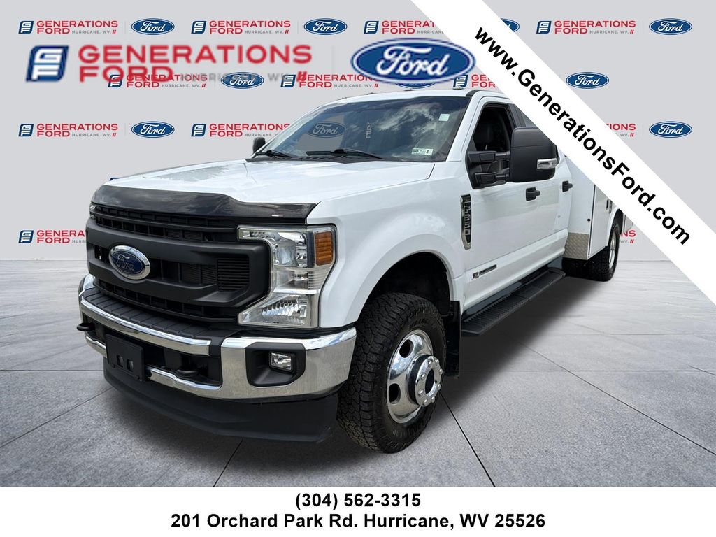 2022 Ford F-350 Super Duty Chassis XL Crew Cab DRW 4WD