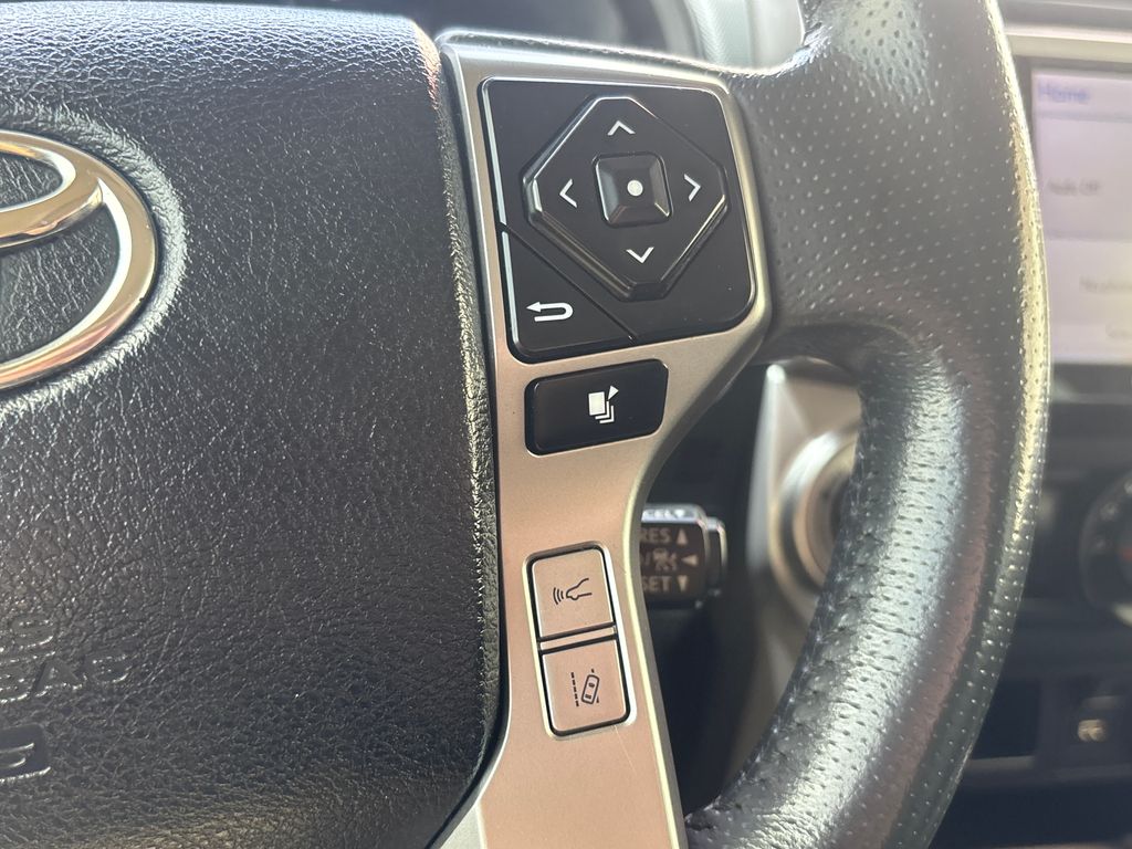 2022 Toyota 4Runner SR5 Premium - Photo 22