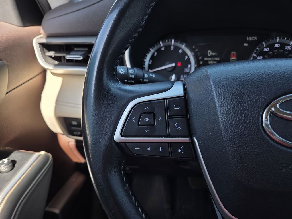 Used 2022 Toyota Highlander SUV