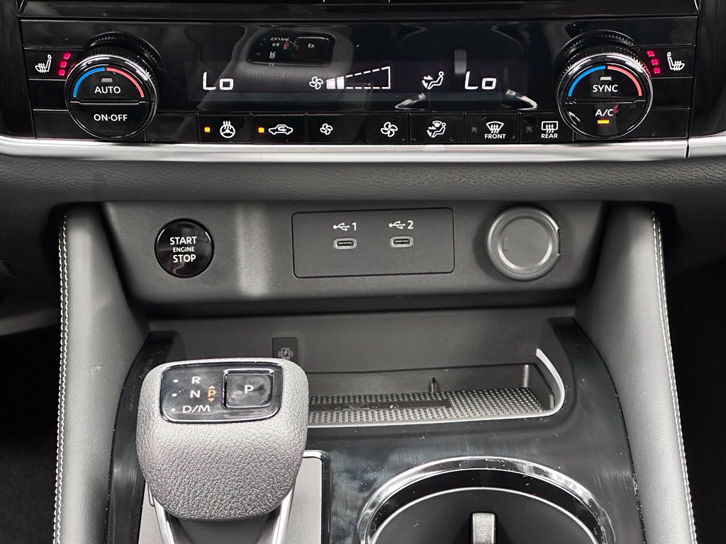 New 2026 Everest White Pearl Tricoat Nissan Platinum image 25