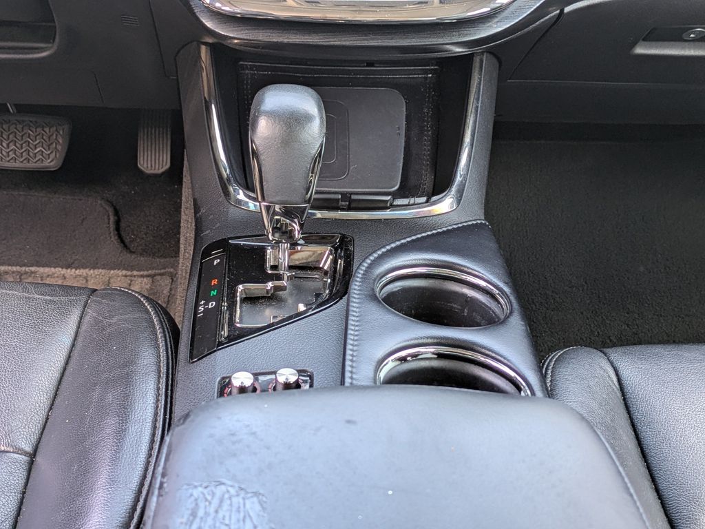 Used 2016 Toyota Avalon Sedan