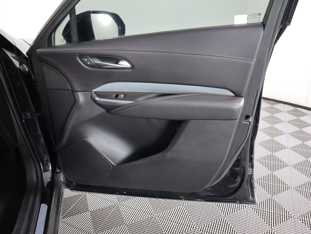 Thumbnail: 2019 Cadillac XT4 - 25