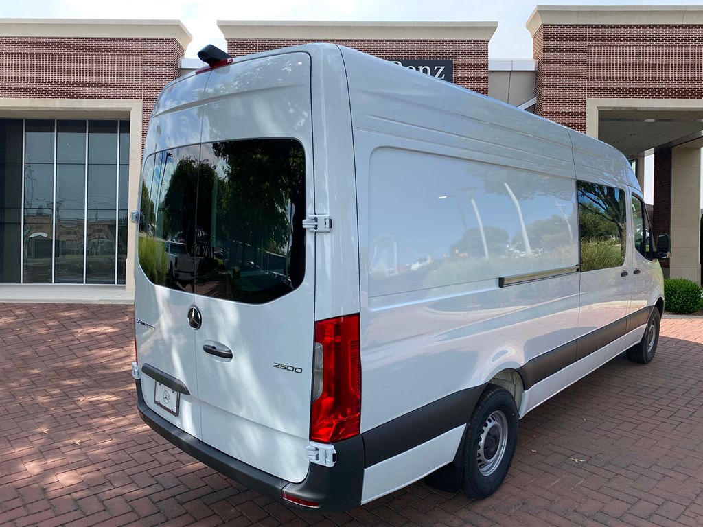 2025 Mercedes-Benz Sprinter 2500 4