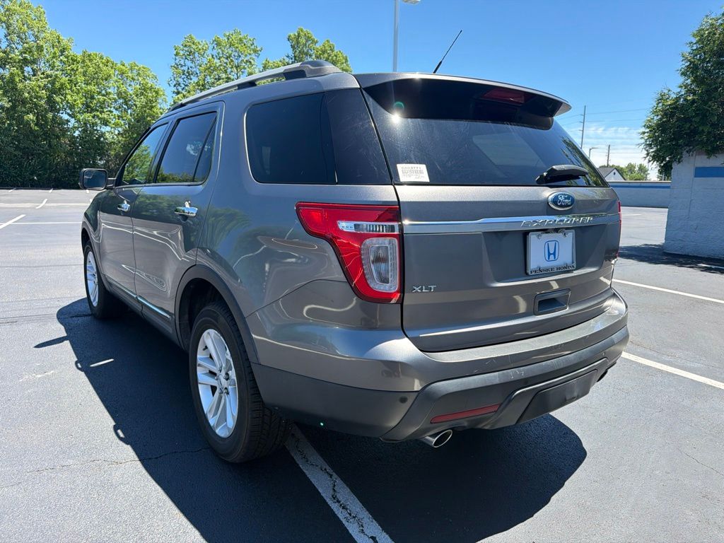 Thumbnail: 2012 Ford Explorer - 3