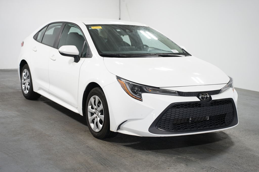 2022 Toyota Corolla LE 3