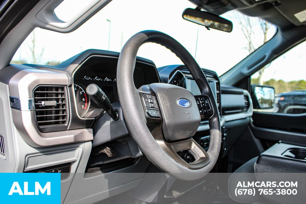 2023 Ford F-150 XLT photo 29