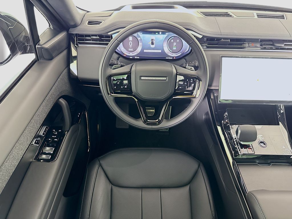 Thumbnail: 2026 Land Rover Range Rover Sport - 11