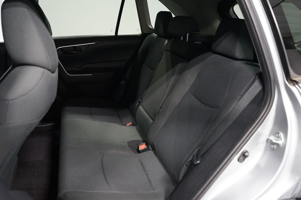 Thumbnail: 2019 Toyota RAV4 - 26