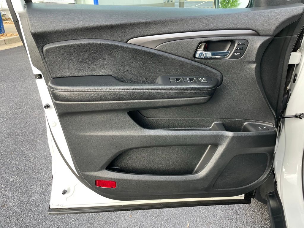 2022 Honda Pilot Special Edition 23