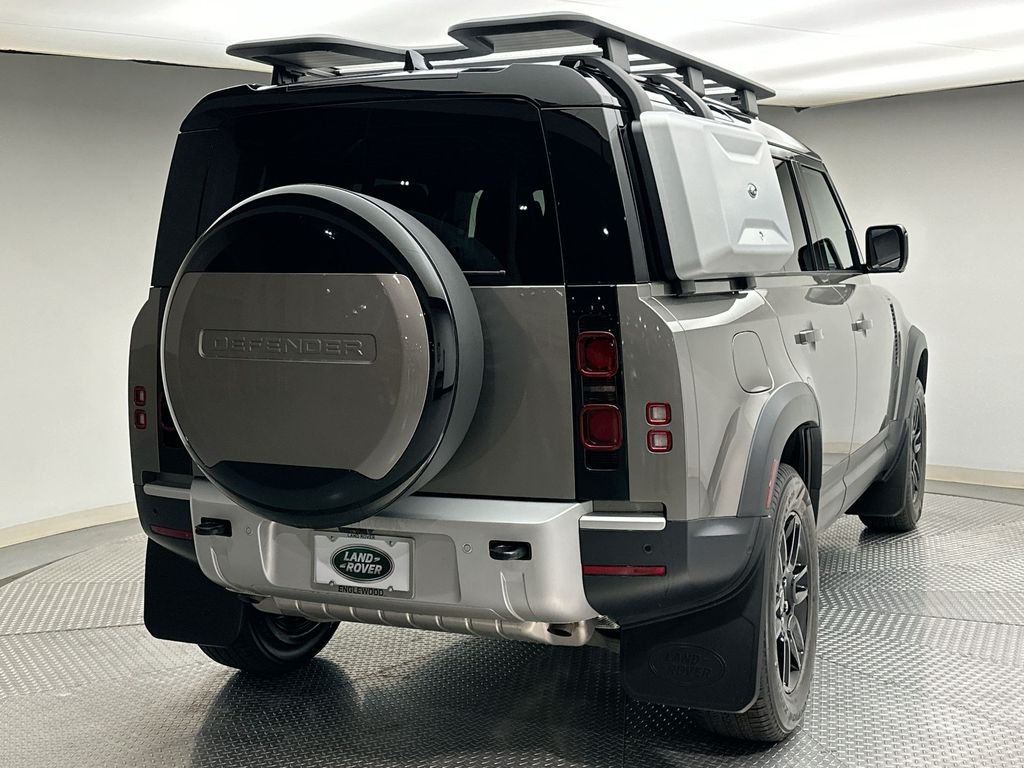 Thumbnail: 2025 Land Rover Defender - 3