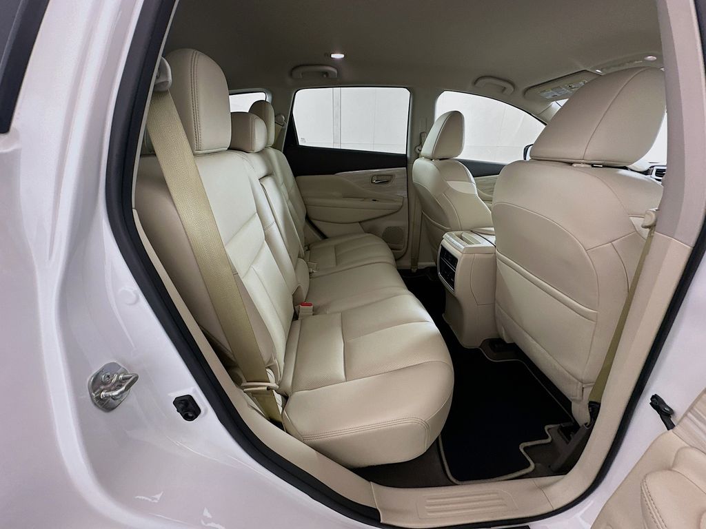 Thumbnail: 2018 Nissan Murano - 26