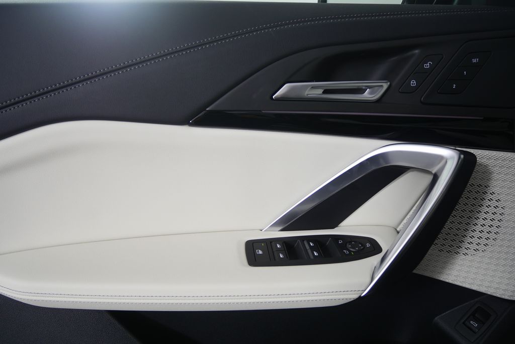 Thumbnail: 2026 BMW X1 - 8