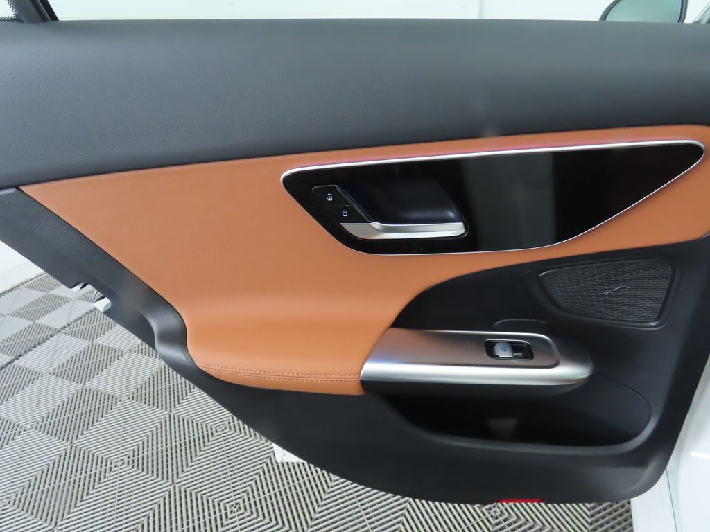 Thumbnail: 2025 Mercedes-Benz C-Class - 27