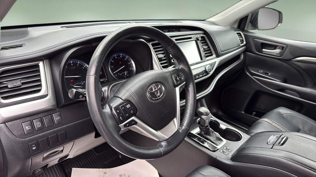 2017 Toyota Highlander