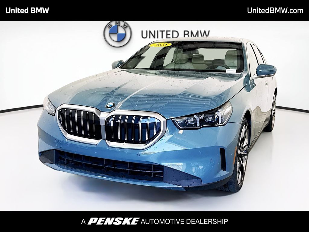 Thumbnail: 2025 BMW 5 Series - 1
